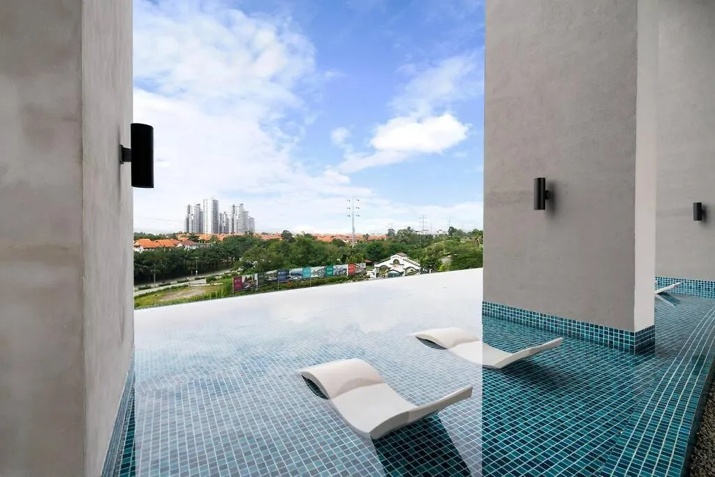 Lumi Tropicana Ps4 Balcony Golfview Modern 8Pax Petaling Jaya
