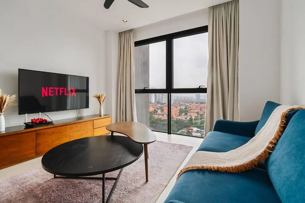 Apartment Lumi Tropicana Ps4 Balcony Golfview Modern 8Pax Petaling Jaya