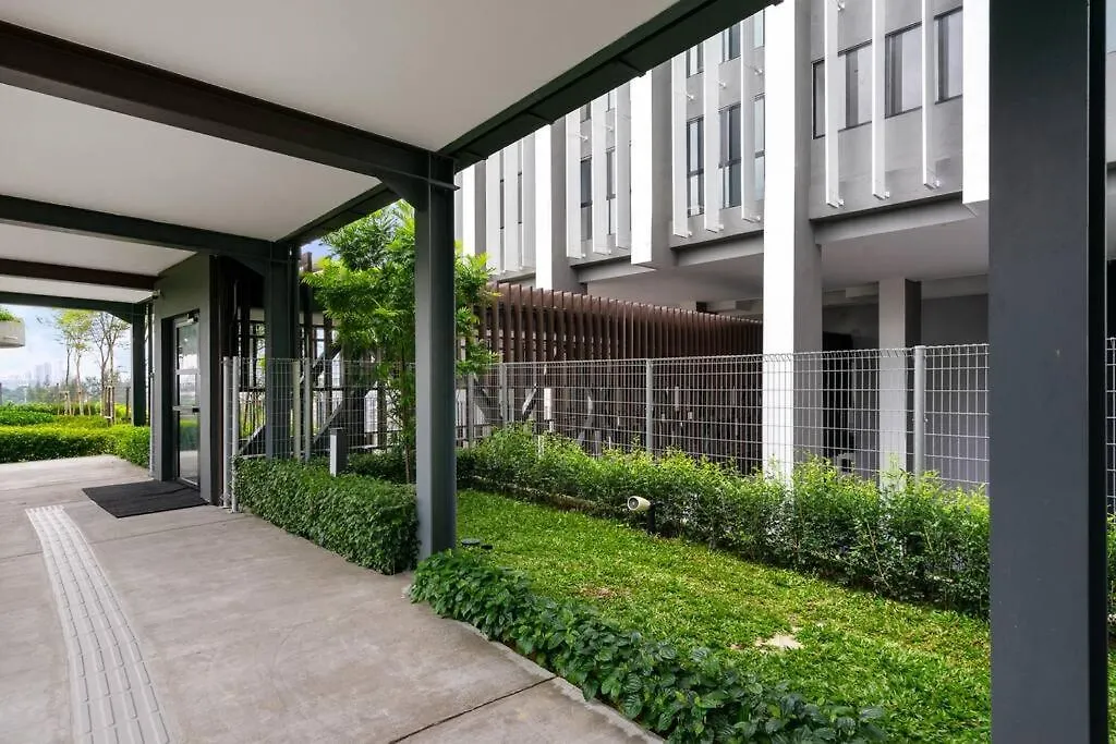 Lumi Tropicana Ps4 Balcony Golfview Modern 8Pax Petaling Jaya 0*,